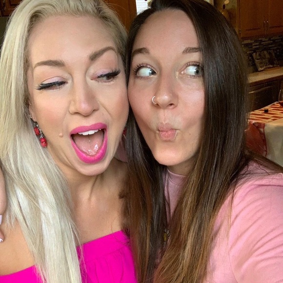 Meet your Posher, Miranda - Picture 4 of 5